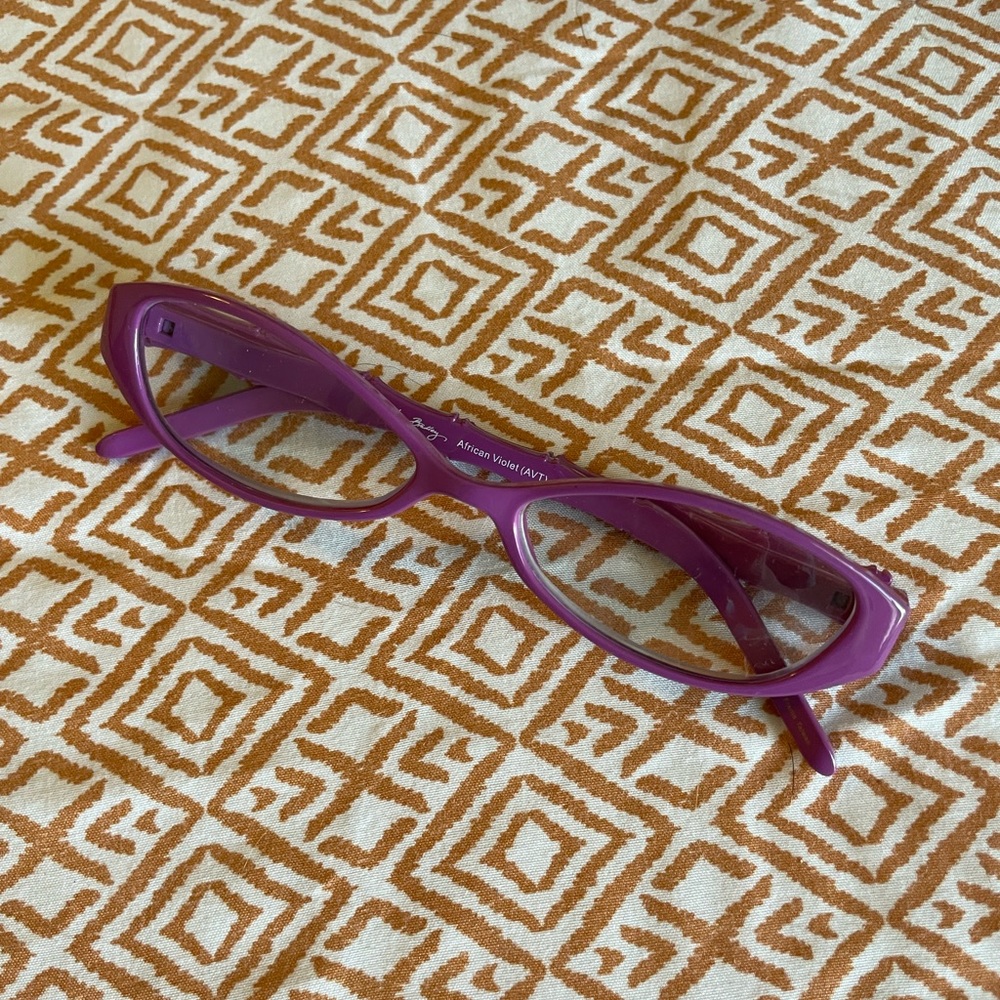 Vera Bradley African Tulip Amanda Glasses - Picture 3 of 9